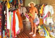 I'm looking for some clothes : mature edition