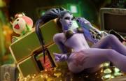 Widowmaker posing for the Junker Queen (Firebox Studio) [Overwatch]