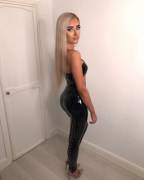 Shiny butt