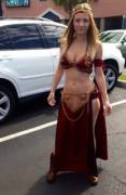 Slave Leia Cosplay