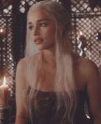 [S] Worshiping Queen Daenerys