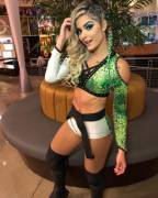 [M] The Latina Experience, with Taynara Conti (Stamina, Worship)