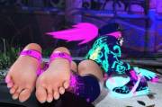 KDA Akali feet