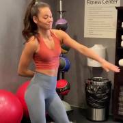 Kayla Pele working out [gif]