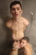 Twink Shower Threeway