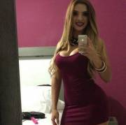 Johana Gamez - Burgundy bodycon minidress