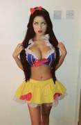 Demi Rose Cosplay