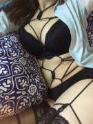 Torso self-tie