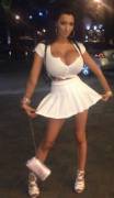 Bimbo in white