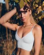 Charly Jordan likes crop tops.