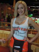 Hooters