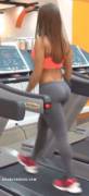 Bubble butt in Yoga pants [GIF]