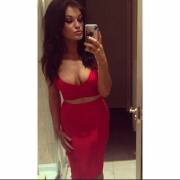 [FB] A sexy red dress