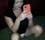 Wife Redditing