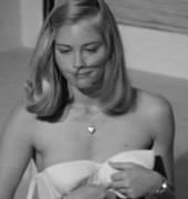 Cybill Shepherd [gif][via celebnsfw]