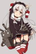 Posing Amatsukaze [Kantai Collection]