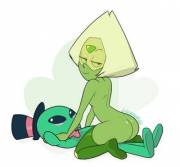 Peridot Booty (blushmallet)