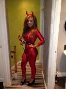 Curvy Devil