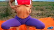 purple action toe from /r/girlsinyogapants