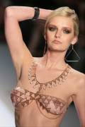 Lydia Hearst