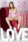 Lara - LOVE