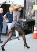 Karlie Kloss Pantyhose Flyskirt Oops