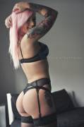 Pink haired hottie