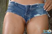 Nice and wet daisy dukes