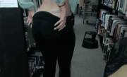 Steph Kegels in a library