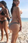 Beach pawg