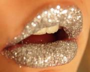 Glitter lips