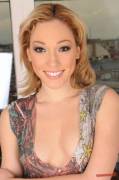 Lily LaBeau (Lily Luvs)