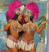 Dannita &amp; Nadinne Bruna (Argentine Sisters)
