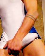 Meaty singlet bulge