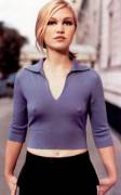 Julia Stiles