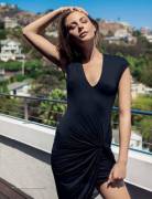 Willa Holland pokies