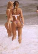 Hot Bikini Girls With Round Asses