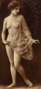 [F]or my horticulturalist voyeurs!  (Be wary that this is unsuitable for viewing while on duty!)