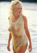 Suzanne Sommers sizzles in the seventies