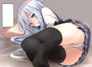 Hands over pantsu.