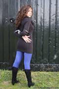 Anahi in 2 pairs of hinged cuffs