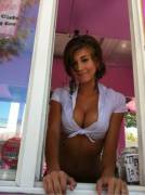 So apparently 'bikini barista' is a thing