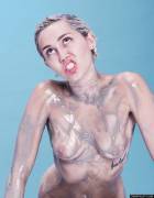 Miley Cyrus posed naked for Paper Magazine