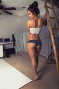 She squats
