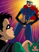Robin loses a fight to Catwoman (8 images, x-post from /r/futanari).