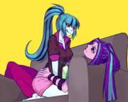 Aria and Sonata play their own "duet" [Equestria Girls] (artist: zetuboshoujo)