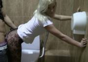 (FilthyGirls) Banging in the bathroom by lanni957
