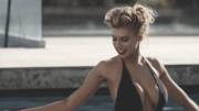 Charlotte McKinney (GIF)