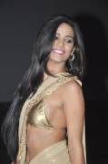 Poonam Pandey Golden Saree 1