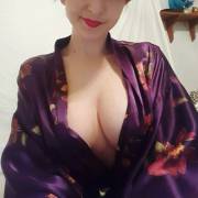 in my com[f]y robe &lt;3